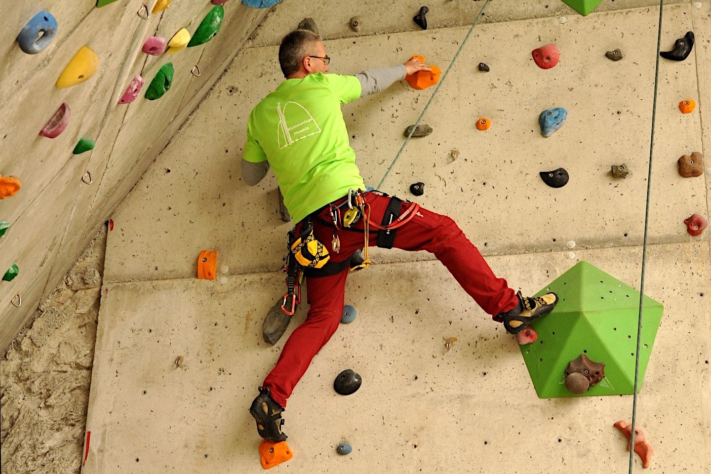 Grundkurs Sportklettern: Toprope-Klettern für Jugendliche und Erwachsene