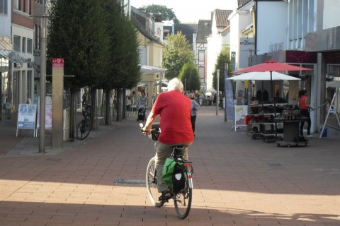 Fahrradfahren in der Beckumer Fußgängerzone: JA oder NEIN?