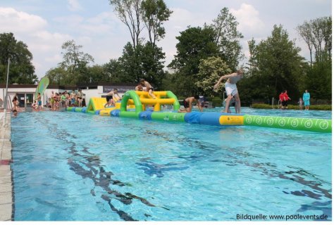 Reminder: Sommer-Pool-Party im Freibad am Dienstag