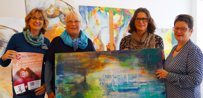 Sieglinde Thot präsentiert Kunstausstellung zugunsten von Frauen helfen Frauen